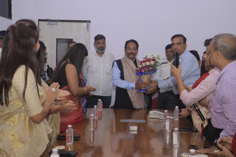 महाराष्ट्र चित्रपट,रंगभूमी आणि सांस्कृतिक विकास महामंडळाच्या उपाध्यक्ष पदी श्री.विठ्ठल राठोड यांची नियुक्ती